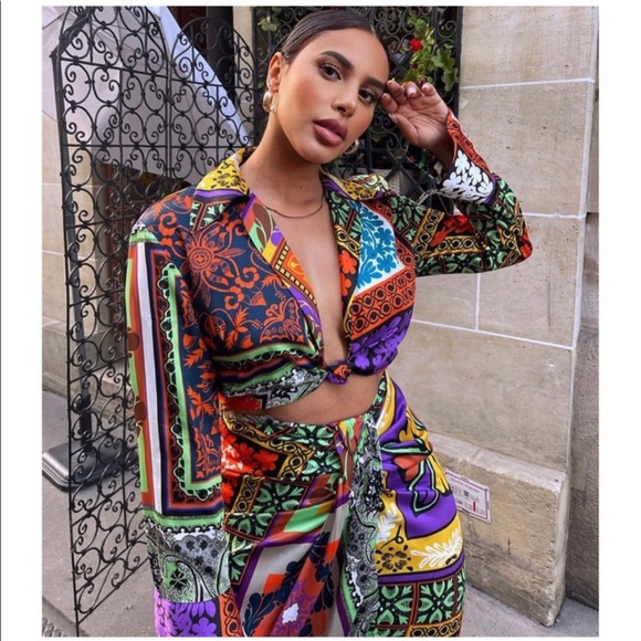 Zara Other Nwt Zara 2 Piece Cropped Printed Blouse And Knotted